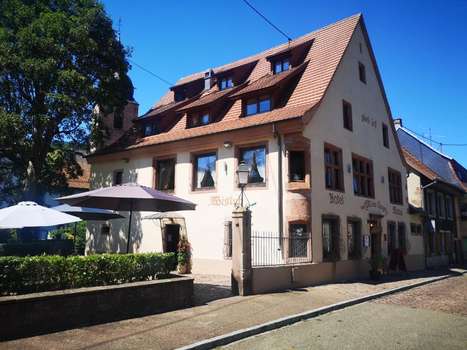 www.hotel-wistub.com