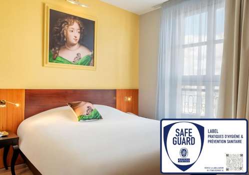 www.hoteldeslys-versailles.com