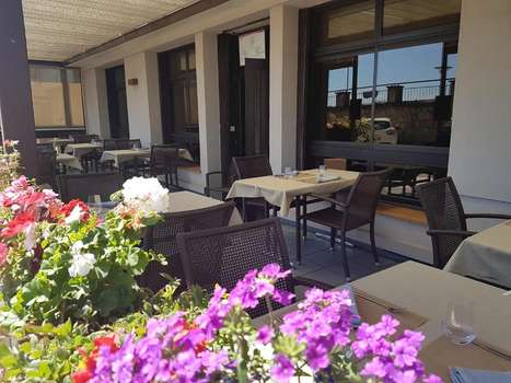 www.hotel-schaeffer.com
