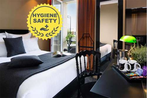 www.hotelchatnoir.com