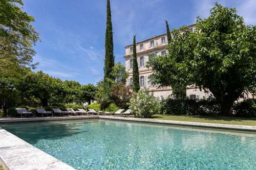 www.chateaudemazan.com