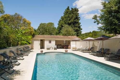 www.hotel-amandiere.com