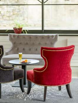 www.hotel-le-vouglans.fr