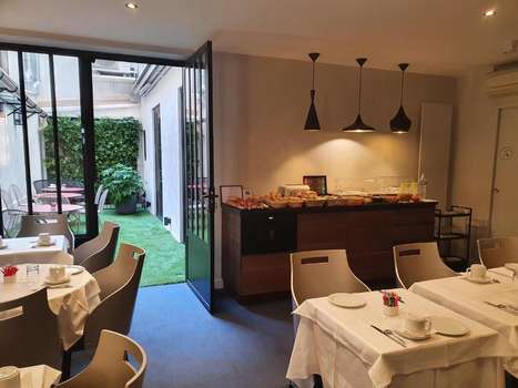 www.hotel-harvey.com