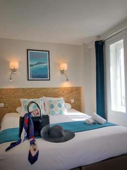 www.un-hotel-sur-le-port.fr