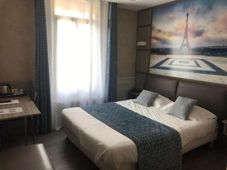 www.carinahotel.paris
