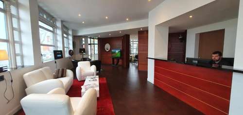 www.hotelkeroman.com