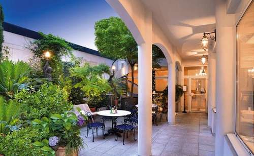 www.hotel-gloria-lourdes.com