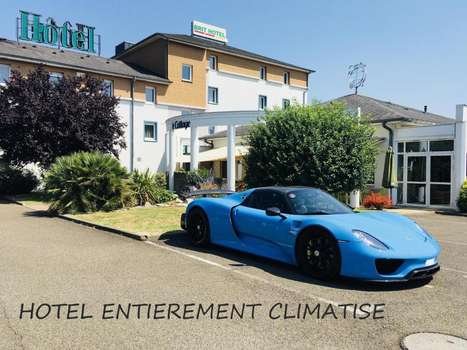 www.brithotel-lecottage.fr