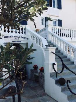 www.grandhoteldelaposte.com
