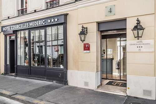 www.hotelcourcellesmederic.com