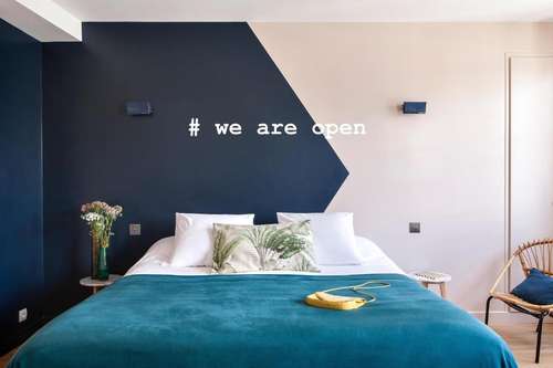 www.hotelhenriette.com