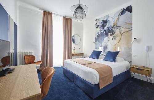 www.hotel-lesnations.com