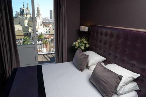www.hotel-saint-charles.com