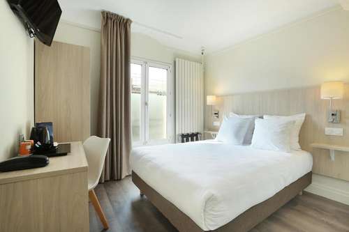 www.paris-hotel-murat.com