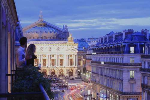 www.hoteledouard7-paris.com