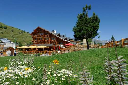 www.hotel-cotebrune.fr