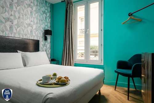 www.elysee-etoile-paris-hotel.com