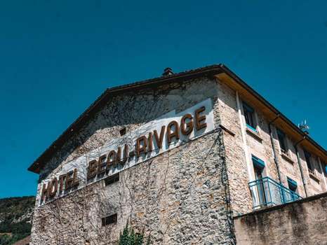 www.beaurivage-vercors.com