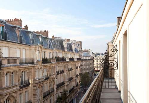 www.hotel-kapital-opera-paris.com