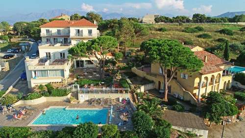 www.hotel-calvi-corse.fr