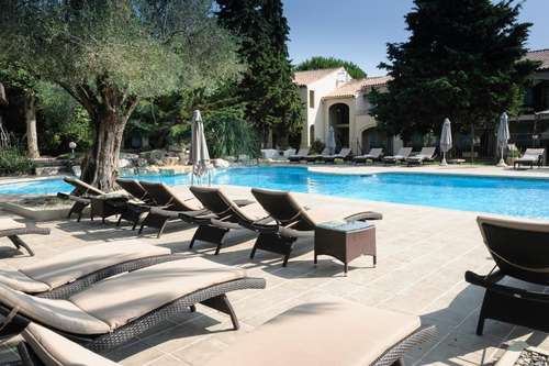 www.hotel-lunedemougins.com