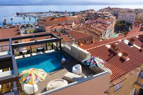 www.hotel-fesch.com