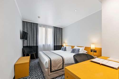 www.hotel-napoleon-ajaccio.fr