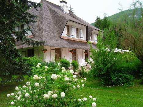 www.hotellesrochers.fr