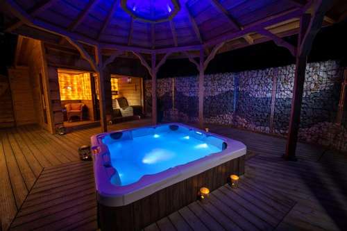 www.domaine-du-haut-jardin.com