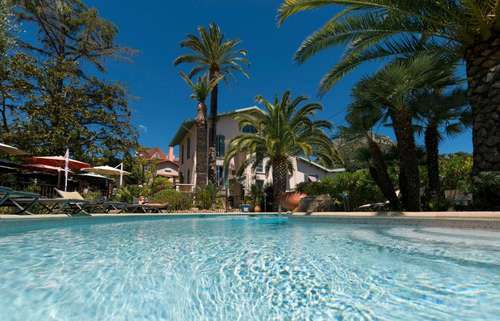 www.villaroseraie.com