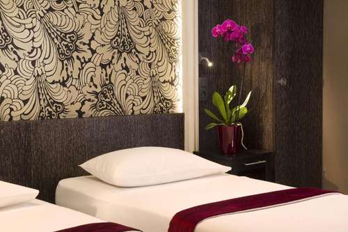 www.central-hotel-paris.com
