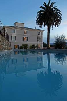 www.aethoshotels.com
