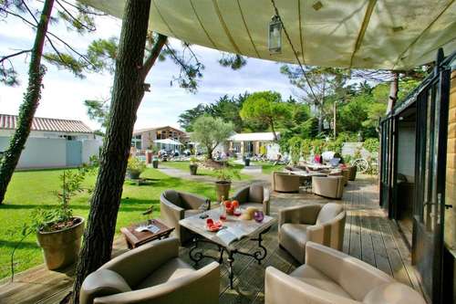 www.hotel-plaisir.com