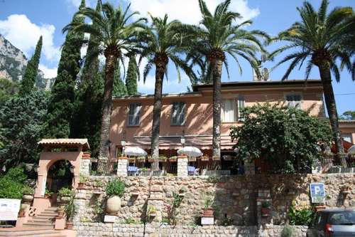 www.auberge-gorgesduloup.com