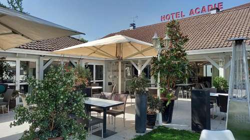 www.hotelacadie.com