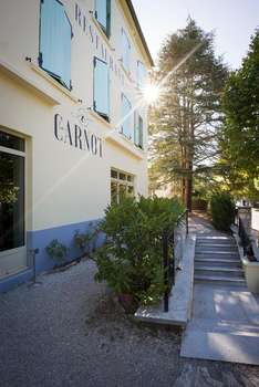 www.hotel-lecarnot-die.fr