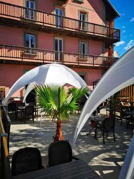 www.icerockhotel.com