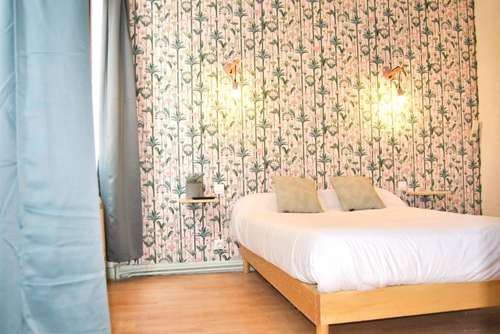 www.hotellethurot.fr