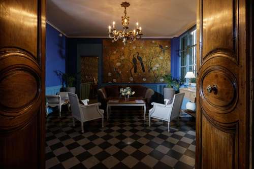 www.hoteldelamphitheatre.com