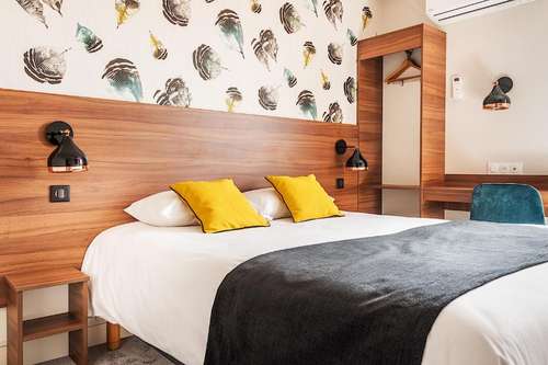 www.hotel-astrea-nevers.fr
