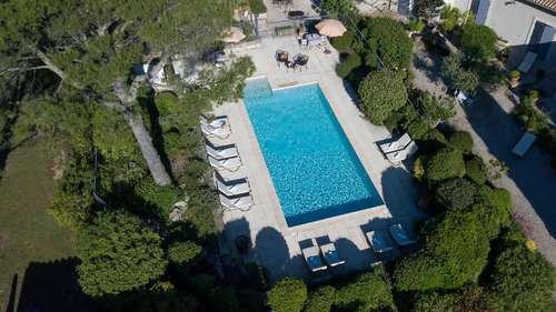 www.hotel-mariedejules.com