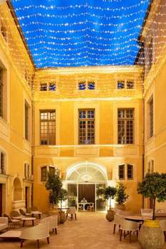 www.margaret-hotelchouleur.com
