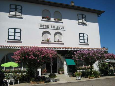 www.hotel-bellevue-morcenx.fr