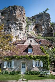 www.les-falaises.com