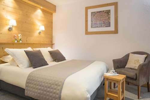 www.hotelcretrond.com