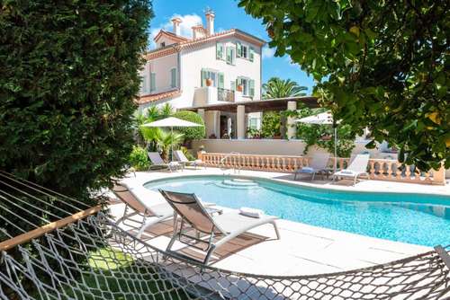 www.hotel-djoliba.com