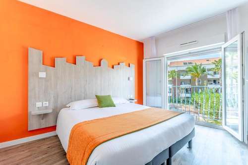 www.hotel-provencal.com