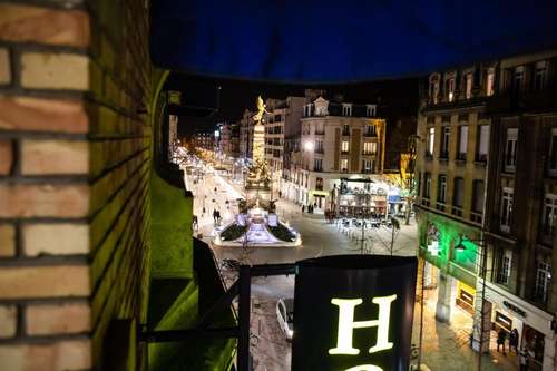 www.hoteldesarcades.com