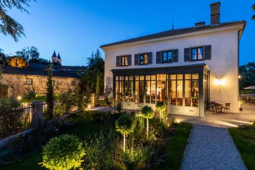 www.hotelvilla-alexandre.fr